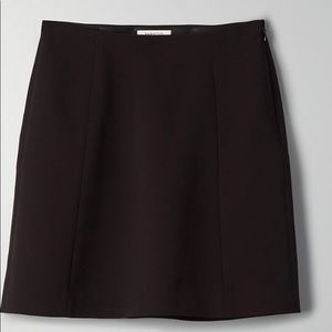 Aritzia Hopper Skirt NWOT Size 8